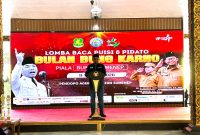Ketua IWO Sumenep, Imam Mustain R, saat sambutan di acara lomba baca puisi Bung Karno (Za - garudajatim.com)