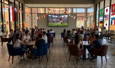 MYZE Hotel Sumenep Sulap Kopi Tebing Jadi Arena Nobar Piala Dunia 2026 Paling Seru dan Murah Meriah
