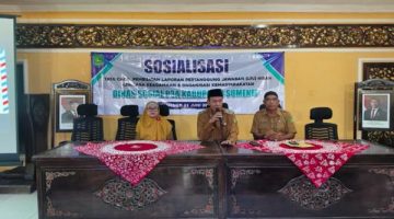 Kepala Dinsos P3A Kabupaten Sumenep, R. Abd. Rahman Riadi, saat menghadiri acara sosialisasi penyusunan Laporan Pertanggungjawaban (Istimewa - garudajatim.com)