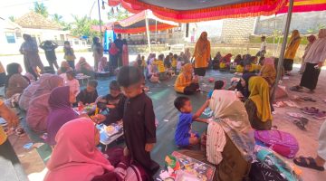 Yayasan Pesantren Nurul Jadid, Gilang, Bluto, Sumenep, Jawa Timur, saat menggelar lomba Make Up dalam rangka Haflatul Imtihan (Za - garudajatim.com)