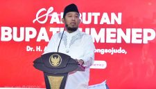 Bupati Sumenep, H. Achmad Fauzi Wongsojudo, saat sambutan di acara Doa Sang Proklamator (Za - garudajati.com)