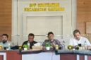 Kepala DKPP Kabupaten Sumenep, Chainur Rasyid,(dua dari kanan) saat memberikan arahan di acara Sosialisasi Pengawasan Pelaksanaan Program Pembangunan Sektor Pertanian (Istimewa - garudajatim.com)