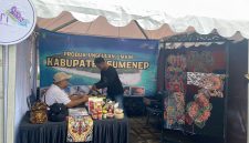 Batik Sumenep saat di pameran (Za - garudajatim.com)