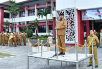 Bupati Sumenep, H. Achmad Fauzi Wongsojudo, saat memimpin Upacara Gabungan Peringatan Hari Koperasi Nasional ke-79 (Za - garudajatim.com)