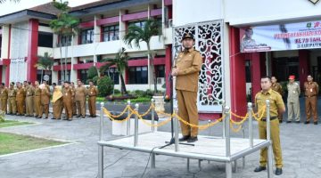 Bupati Sumenep, H. Achmad Fauzi Wongsojudo, saat memimpin Upacara Gabungan Peringatan Hari Koperasi Nasional ke-79 (Za - garudajatim.com)