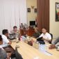 Lakpesdam PCNU Sumenep bersama Lembaga Penyuluhan dan Bantuan Hukum Nahdlatul Ulama (LPBH NU) saat menemui Kapolresta Sumenep Kombes Pol. Ariek Indra Sentanu dalam rangka rencana penutupan THM (Za - garudajatim.com)