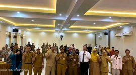 Diskop UMKM Perindag Sumenep saat menggelar Bimtek Penyusunan Laporan Keuangan Koperasi Sesuai Standar Akuntansi Keuangan Entitas Privat (Za - garudajatim.com)