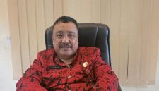 Kepala DPMD Kabupaten Sumenep, Achmad Dzulkarnain, saat menyampaikan tentang penerapan sistem electronic voting (e-Voting) pada Pemilihan Kepala Desa (Pilkades) Serentak 2027 (Za - garudajatim.com)