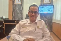 Kepala Badan Kepegawaian dan Pengembangan Sumber Daya Manusia (BKPSDM) Kabupaten Sumenep, Benny Irawan, saat memaparkan tentang PPPK Paruh Waktu di ruangannya (Istimewa - garudajatim.com)