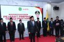 Bupati Sumenep, Ahmad Fauzi Wongsojudo, saat melantik empat pejabat baru (Za - garudajatim.com)