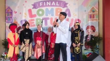 Kepala Dispusip Kabupaten Sumenep, Rudi Yuyianto, saat memberikan arahan di acara Lomba Bertutur (Za - garudajatim.com)