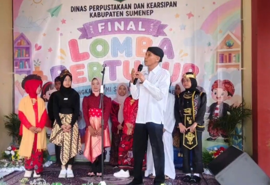 Kepala Dispusip Kabupaten Sumenep, Rudi Yuyianto, saat memberikan arahan di acara Lomba Bertutur (Za - garudajatim.com)