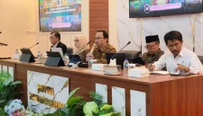 Kepala Badan Perencanaan Pembangunan Daerah (Bappeda) Kabupaten Sumenep, Arif Firmanto saat menyampaikan tentang pengentasan kemiskinan (Za - garudajatim.com)