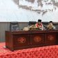 Wakil Bupati Sumenep, KH. Imam Hasyim, saat menyampaikan dasar perhitungan dana cadangan Pemilihan Kepala Daerah (Za - garudajatim.com)