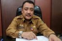 Kepala DPMD Sumenep, Achmad Dzulkarnain, saat ditemui diruang kerjanya (Istimewa - garudajatim.com)